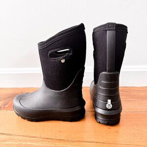 BOGS Neo-Classic (Size 2 Little Kid) LIKE NEW